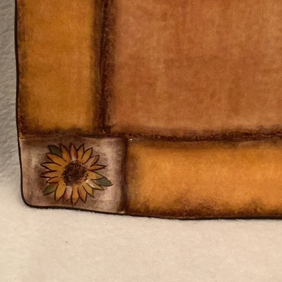 Clay Art Tuscan Sunflower Dinner Plate ~ Hand Painted ~ Nice ~ 10.5” x 10.5” - Picture 7 of 14